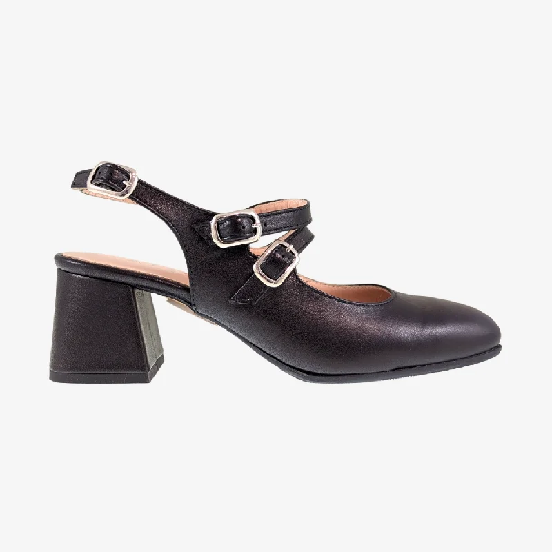 Fashion-forward and trendy women's shoe stylesElle