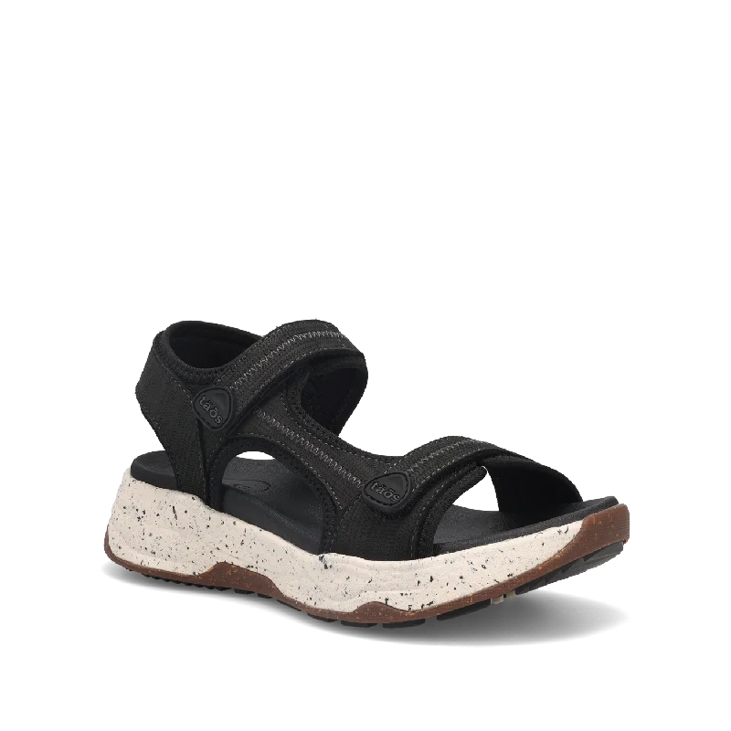 Fashion-forward and trendy women's shoe stylesSuper Side