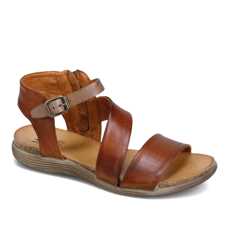 Chic and stylish women's shoes for graduation ceremoniesMIZ MOOZ MEADOW