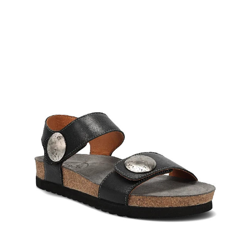Bold and unique women's shoes for fashion-forward individualsLuckie