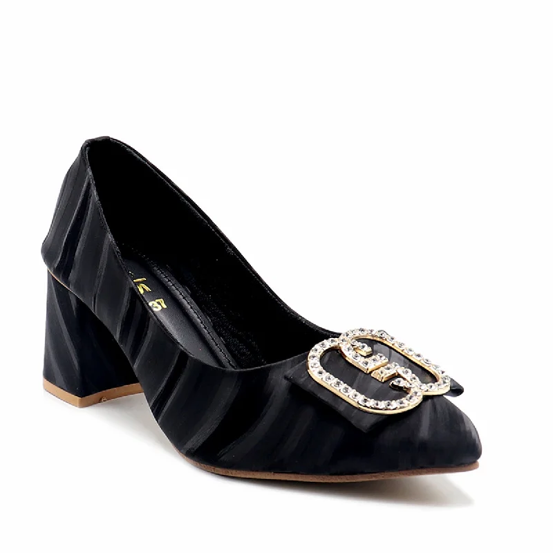Colorful and vibrant women's shoe patternsBlack Fancy Sandal 085462