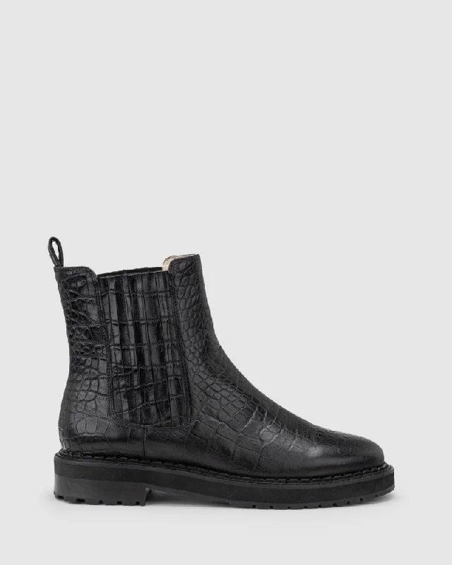 Stylish and supportive women's shoes for plantar fasciitisCircuit Boot - Black Croc