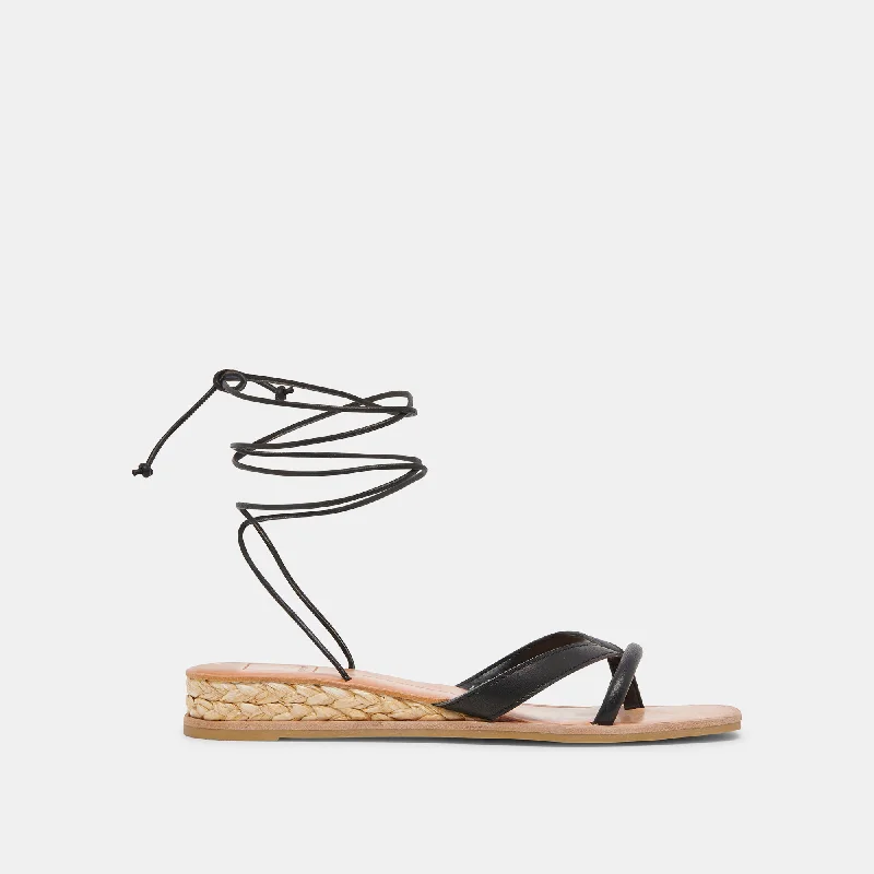 Elegant and refined women's shoe designsPRAX SANDALS BLACK LEATHER