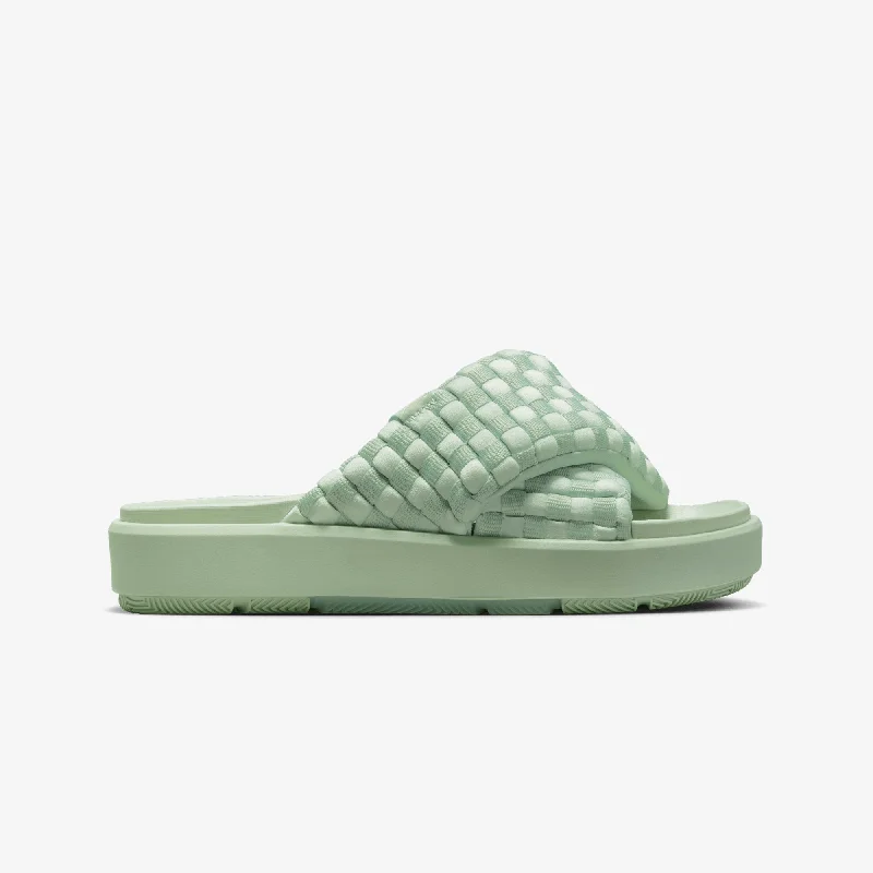 Chic and stylish women's shoes for garden partiesJordan | WMN'S SOPHIA  { PISTACHIO FROST/BARELY GREEN-WHITE