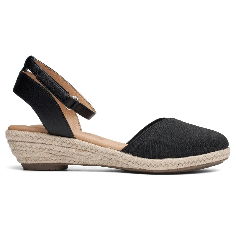 Flattering and figure-hugging women's footwearNikkie Mini-Wedge Sandal