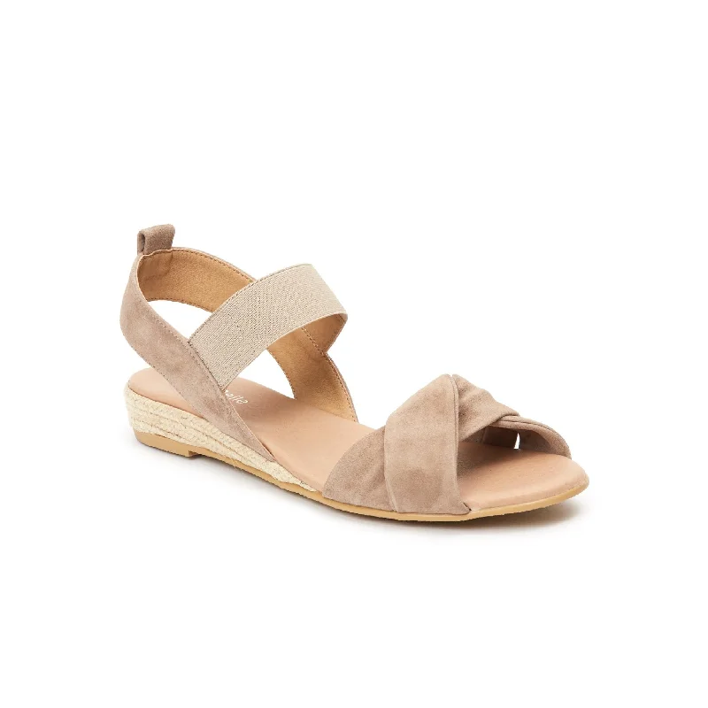 Versatile and stylish women's shoes for all occasions and seasonsHADI