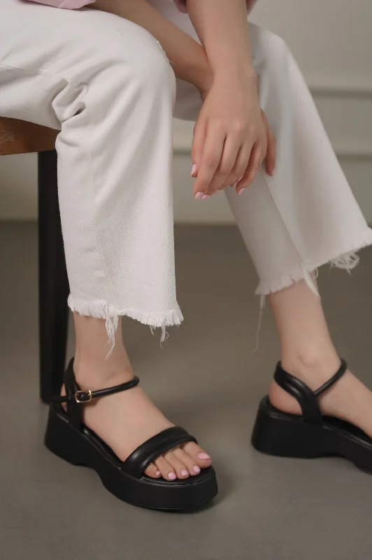 Warm and cozy women's shoes for winterLIGHTWEIGHT WIDE MAMA SANDALS