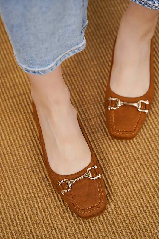 Versatile and stylish women's shoes for city walksANYA MAMA FLATS