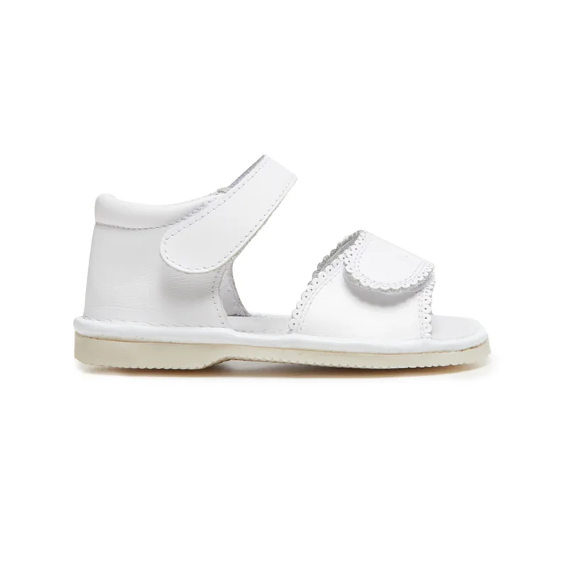 Durable and stylish women's shoes for active lifestylesIvy White