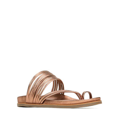 Elegant and sophisticated women's shoes for elegant eveningsEOS Women's Carmella Toe Loop Sandal in Copper