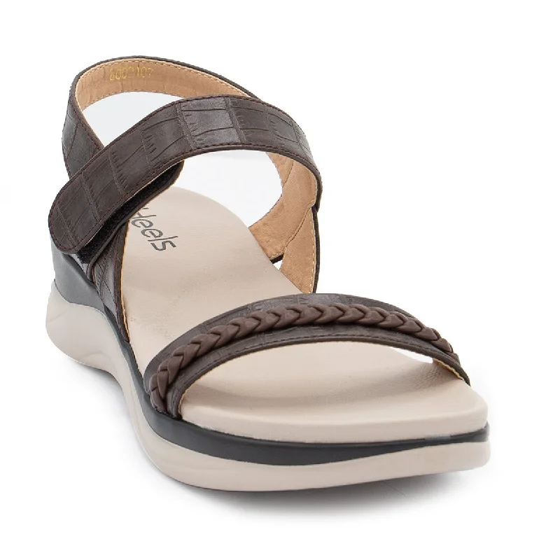 Elegant and sophisticated women's shoes for dinner datesCoffee Casual Sandal 079054