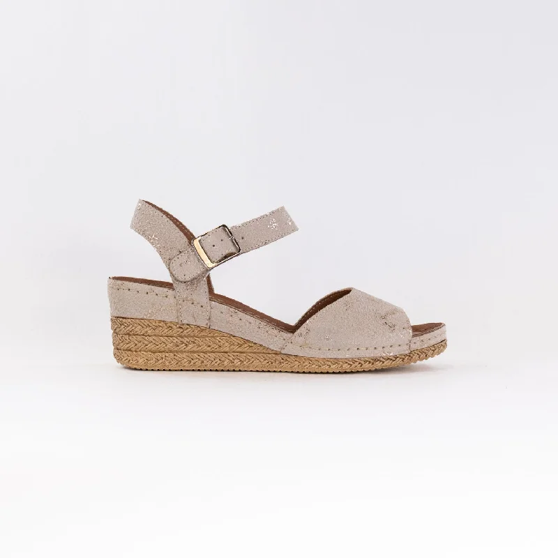 Stylish and practical women's shoes for rainy daysV Italia 1126-D98 (Women's) - Tan Metallic Leather