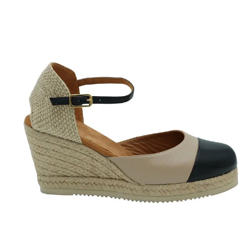 Elegantly crafted women's shoesUNISA  Camel and Black Espadrille CAVA