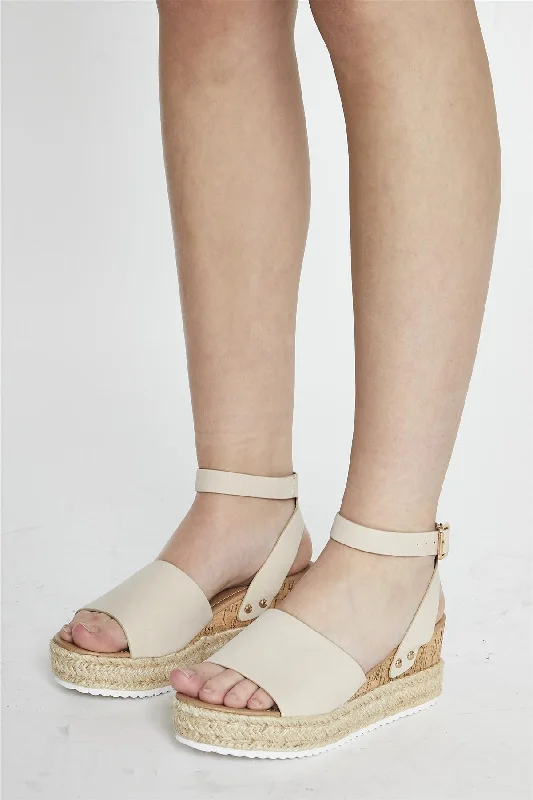 Versatile and elegant women's shoes for any outfitBeige Nubuck Espadrille Sandals