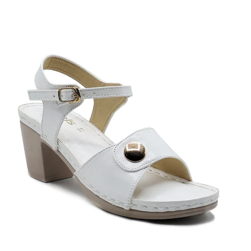 Practical and stylish women's shoes for travelWhite Formal Sandal 078132