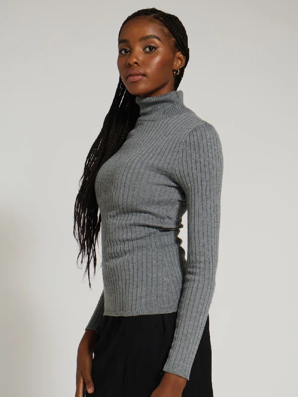 Mini Cable Core Poloneck Knitwear - Grey