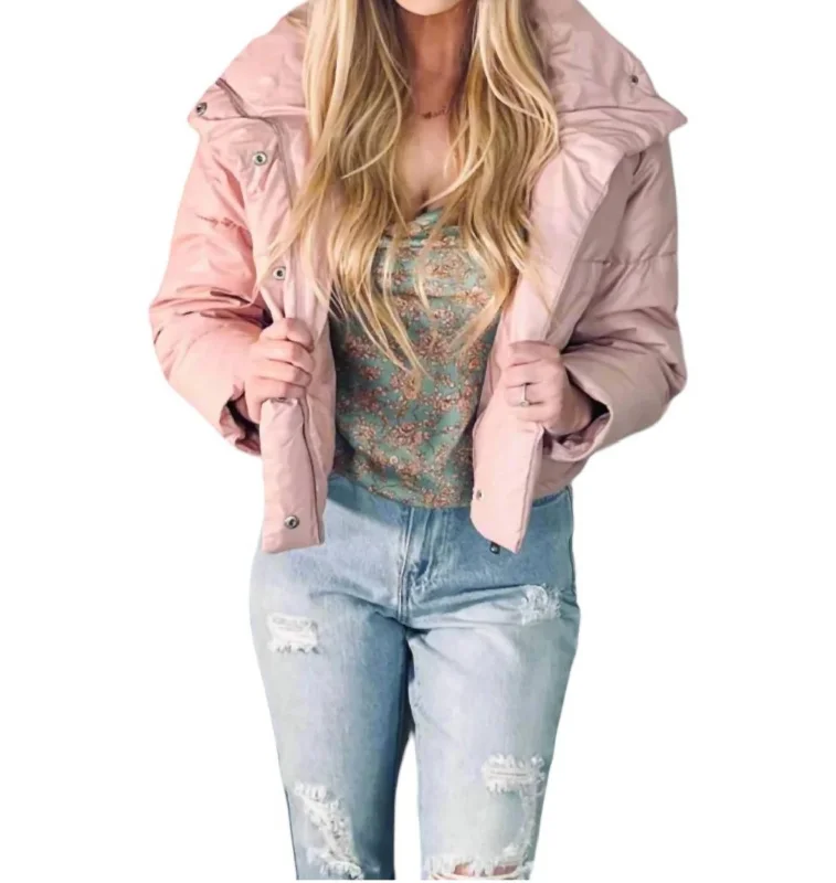 Cropped Puffer Jacket In Blush