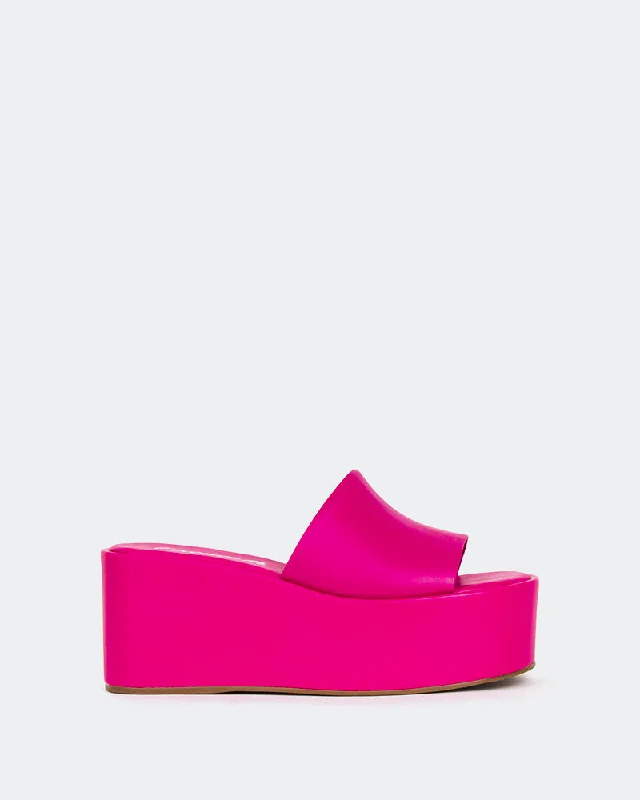 Cathedral, Fucshia Leather/Cuir Fucshia