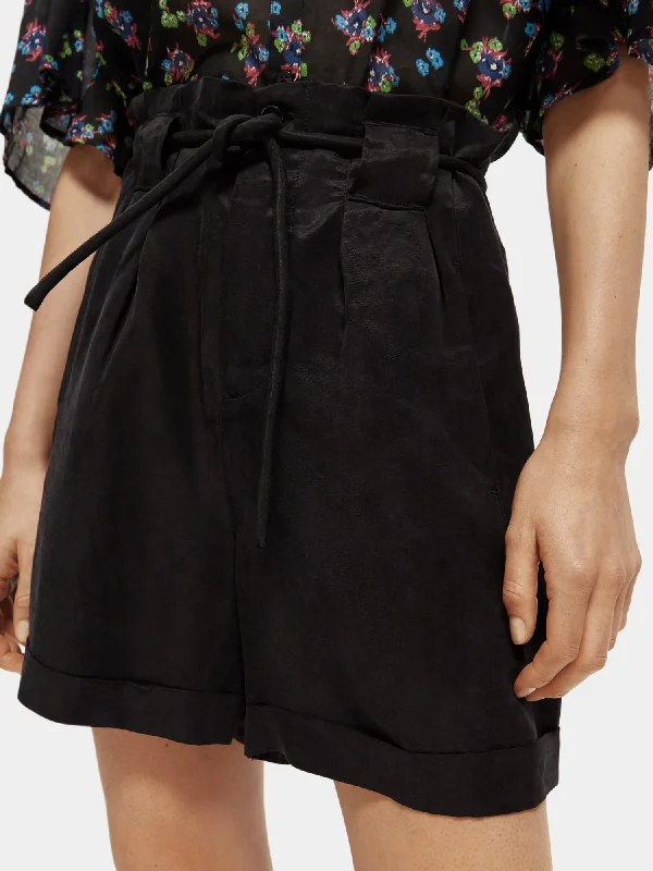 High-rise belted shorts