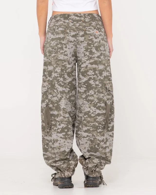 Ricardio Low Rise Cargo Pant