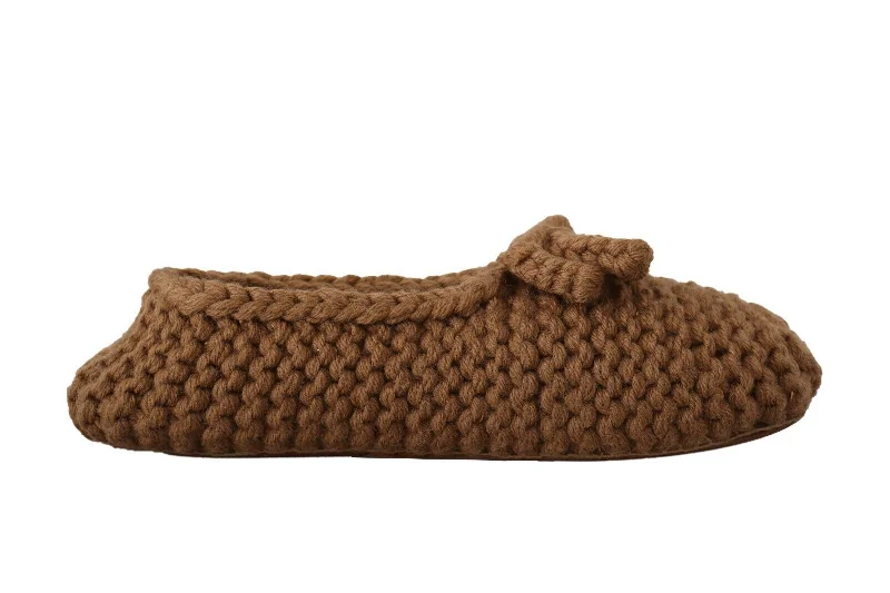 Dolce & Gabbana Elegant Wool Knit Ballerina Flats in Women's