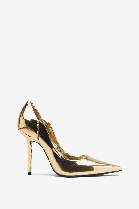 Flattering and stylish women's shoes for petite feetBlade | Gold Metallic Court Heels With Scallop Edge