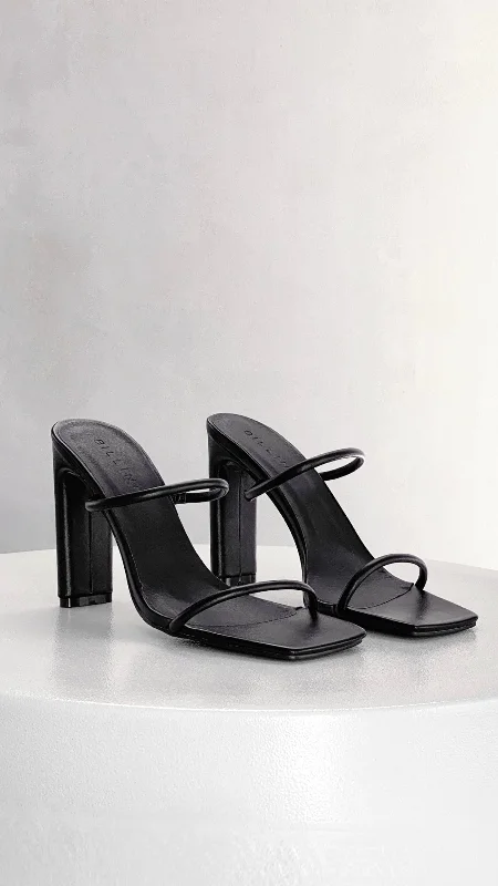 Bold and striking women's shoe fashionsChantel Heel - Black