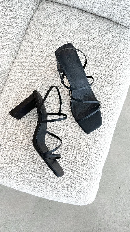 Stunning and glamorous women's shoes for evenings outSol Sana Geanie Heel - Black