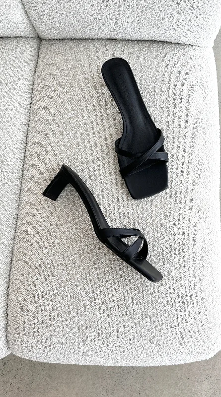 Comfy and stylish women's shoes for everyday comfortYahara Heel - Black