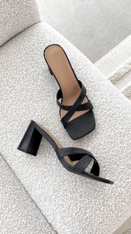 Versatile and elegant women's shoes for any outfitNyles Heel - Onyx