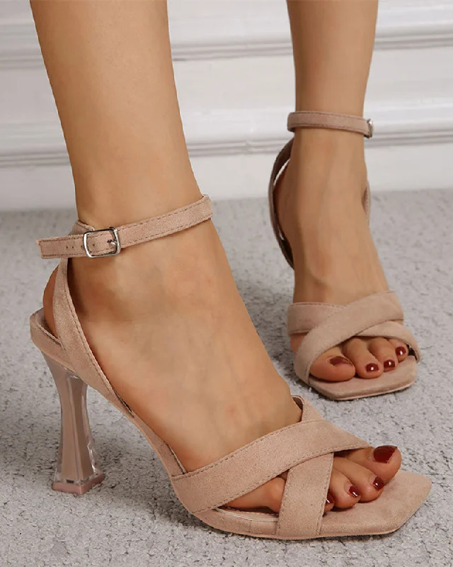 Comfy and stylish women's shoes for flat feetSolid Color Cross Strap Simple Buckled Sandals