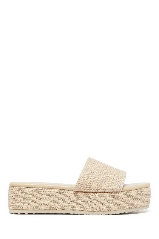 Chic and stylish women's shoes for graduation ceremoniesTHERAPY Avery Flatform Sandal Raffia Natural