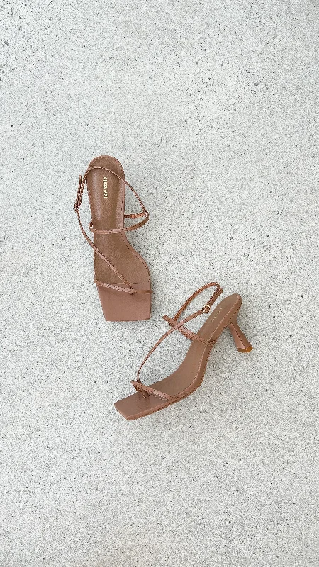 Comfortable yet fashionable women's shoesScout Heel - Pecan Leather