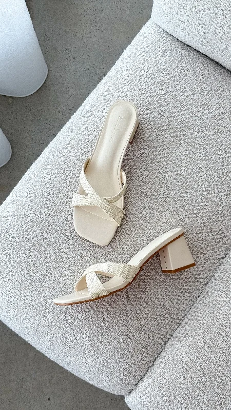 Chic and stylish women's shoes that complement every outfit and occasioWila Heel - Cream Raffia