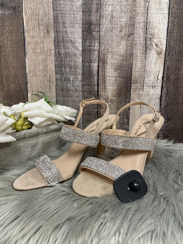 Durable and stylish women's shoes for active lifestylesSandals Heels Block By Nina In Beige, Size: 10