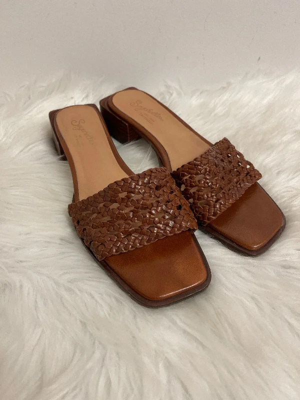 Elegant and sophisticated women's shoes for elegant eveningsSandals Heels Block By Seychelles In Brown, Size: 7.5