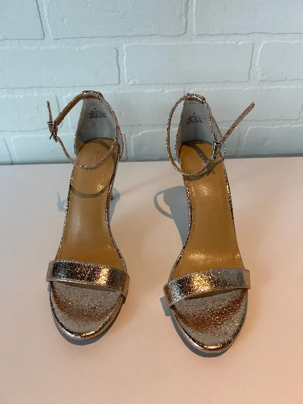 Versatile and stylish women's shoes for everyday chicSandals Heels Stiletto By Express In Gold, Size: 4