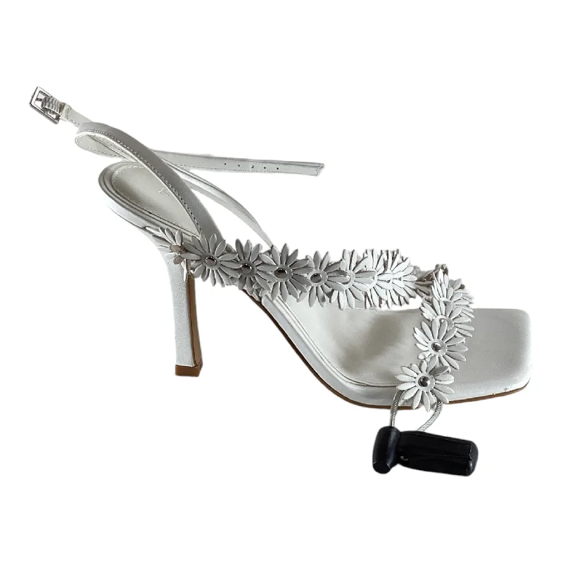 Warm and cozy women's shoes for winterSandals Heels Stiletto By Gianni Bini In Ivory, Size: 7.5