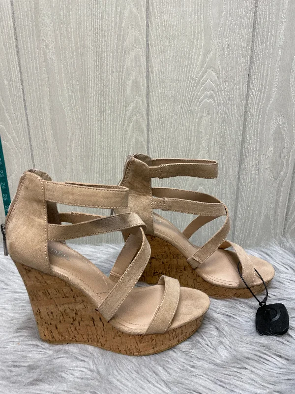 Stylish and supportive women's shoes for high archesSandals Heels Wedge By Charles By Charles David In Tan, Size: 9