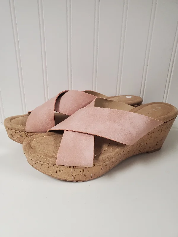 Chic and stylish women's shoes for garden partiesSandals Heels Wedge By Cl By Chinese Laundry In Pink, Size: 9