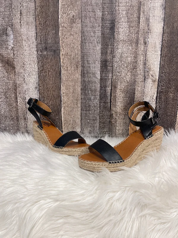 Chic and trendy women's shoe fashionsSandals Heels Wedge By Cme In Black, Size: 10