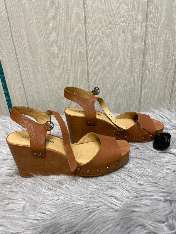 Comfy and stylish women's shoes for lounging around the houseSandals Heels Wedge By Lucky Brand In Brown, Size: 7.5