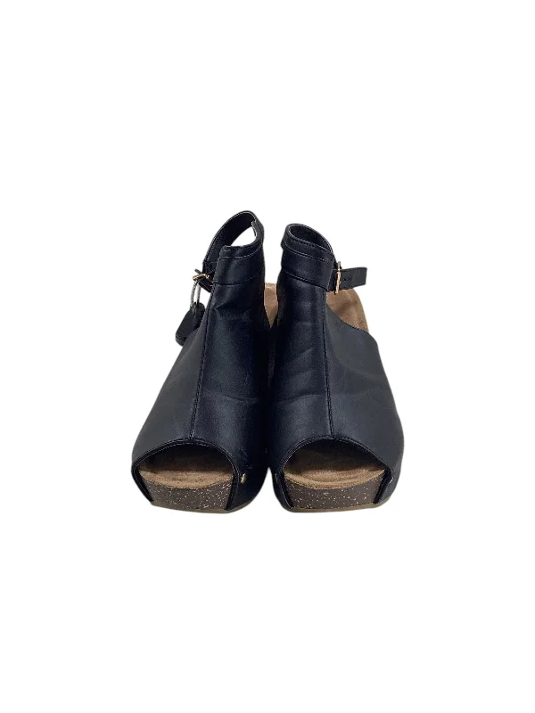 Chic and stylish women's shoes for cocktail partiesSandals Heels Wedge By Refresh In Black, Size: 8