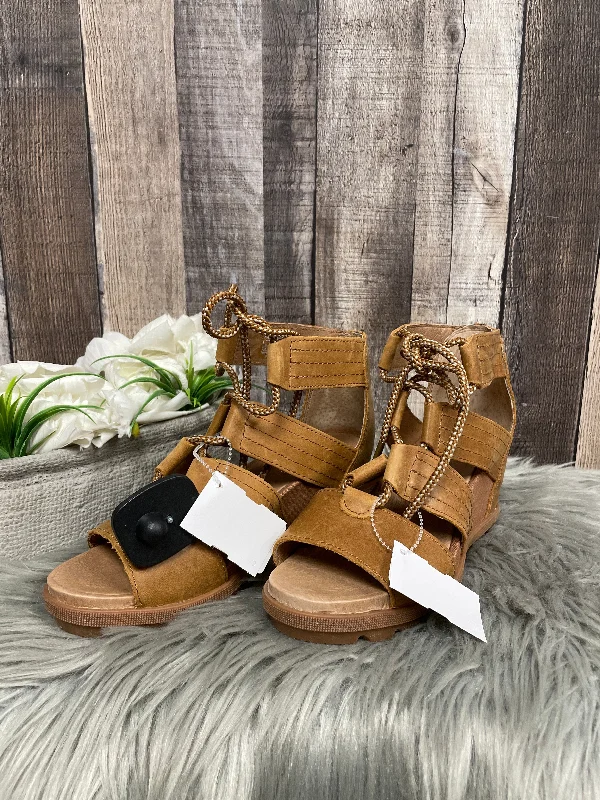 Chic and versatile women's footwearSandals Heels Wedge By Sorel In Brown, Size: 7.5