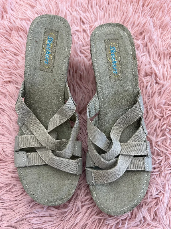Stylish and supportive women's shoes for high archesSandals Heels Wedge By Skechers In Grey, Size: 10