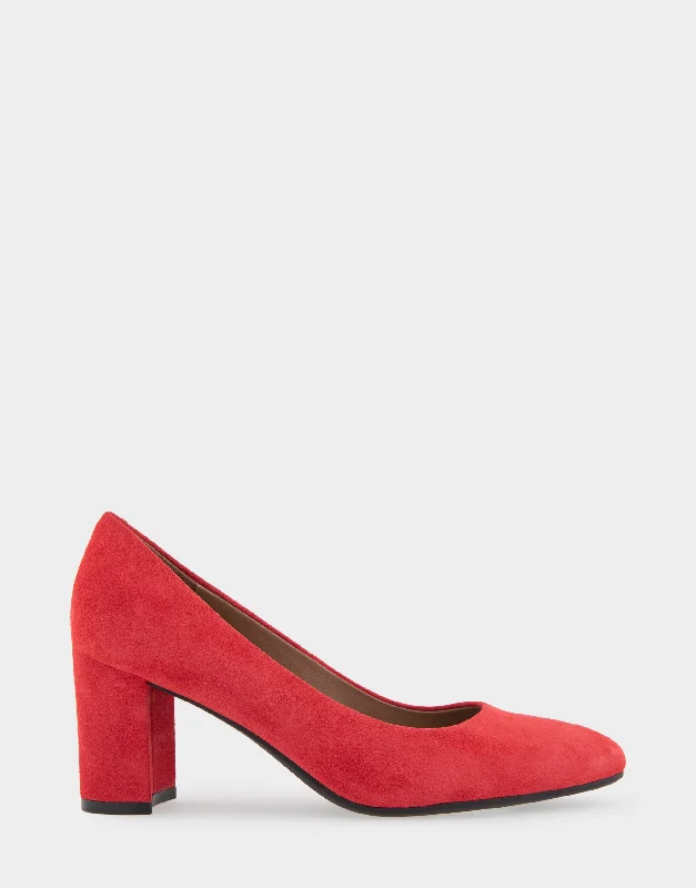 Luxurious and opulent women's shoe optionsBetsy