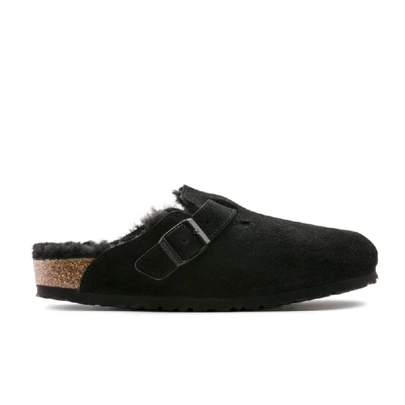 Elegant and sophisticated women's shoes for mature womenBirkenstock Boston Shearling - Black/Black