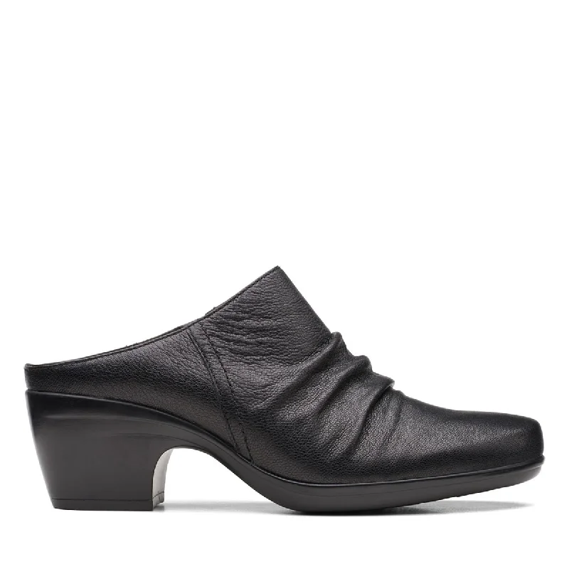 Comfy and stylish women's shoes for flat feetClarks Emily Charm 68156