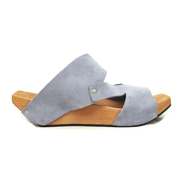 Chic and sophisticated women's footwear for workControl