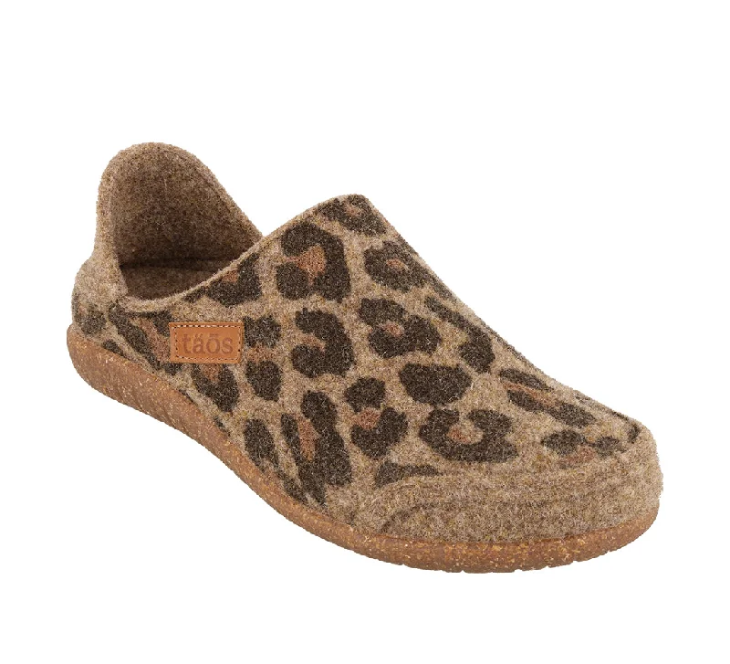 Versatile and adaptable women's shoes for every occasionConvertawool - Leopard